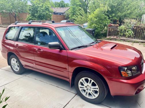 2005 Subaru Forester 2.5 XT