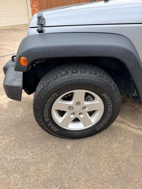 Silver 2015 Jeep Wrangler Unlimited Sport