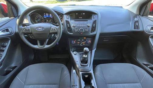 Red 2016 Ford Focus SE