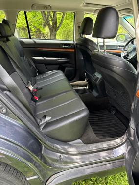 Blue 2014 Subaru Outback 3.6R Limited