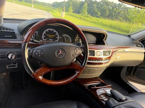 Black 2012 Mercedes-Benz S-Class S 550