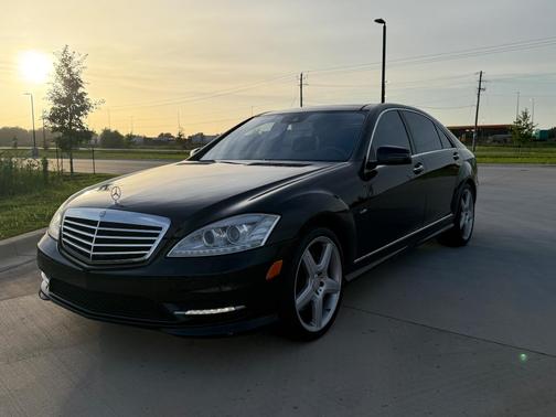 Black 2012 Mercedes-Benz S-Class S 550