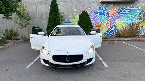 White 2014 Maserati Quattroporte S Q4