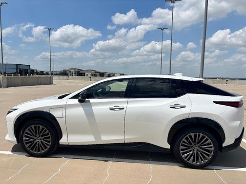 White 2023 Lexus RZ 450e Luxury