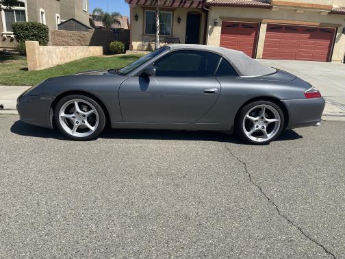 2003 Porsche 911 Carrera 4 Cabriolet