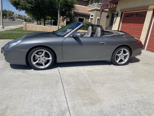 2003 Porsche 911 Carrera 4 Cabriolet