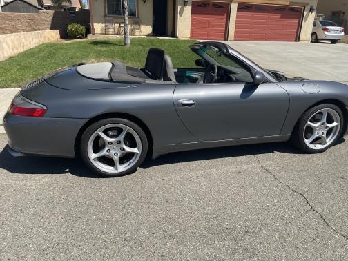 2003 Porsche 911 Carrera 4 Cabriolet