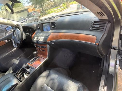 2006 INFINITI M35 Base
