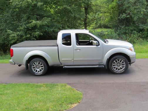 Silver 2010 Nissan Frontier LE