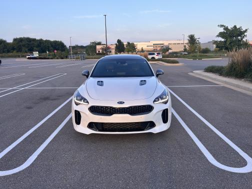 2021 Kia Stinger GT1