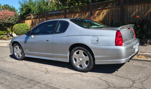 Gray 2007 Chevrolet Monte Carlo SS