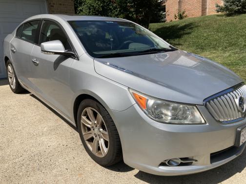 Silver 2010 Buick LaCrosse CXL