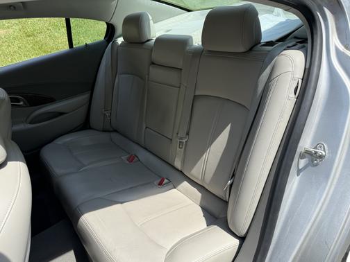 Silver 2010 Buick LaCrosse CXL