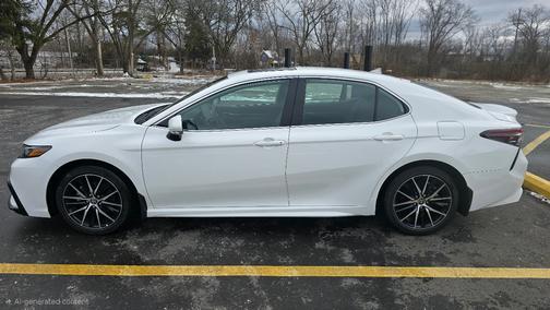 2023 Toyota Camry SE