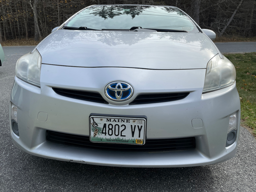 2010 Toyota Prius III