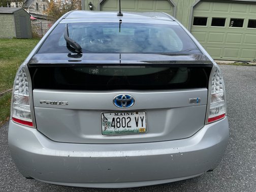2010 Toyota Prius III