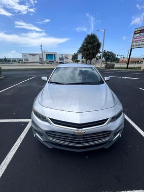 Silver 2017 Chevrolet Malibu 1LT