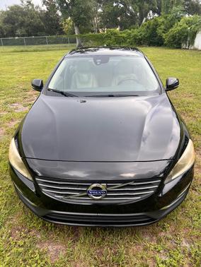 Black 2014 Volvo S60 T5
