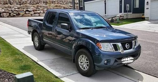 Blue 2019 Nissan Frontier SV