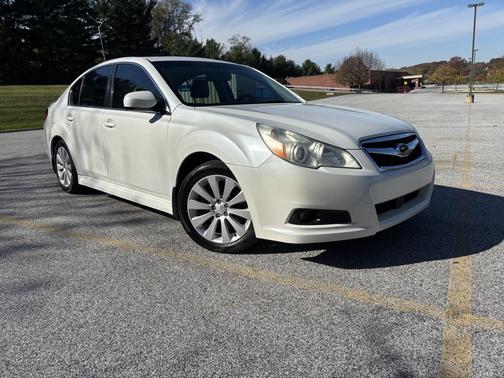 2010 Subaru Legacy 3.6 R Limited
