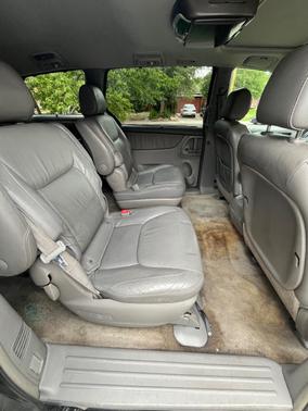 Gray 2005 Toyota Sienna XLE