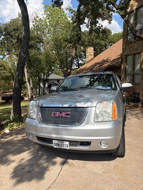 Silver 2012 GMC Yukon SLT