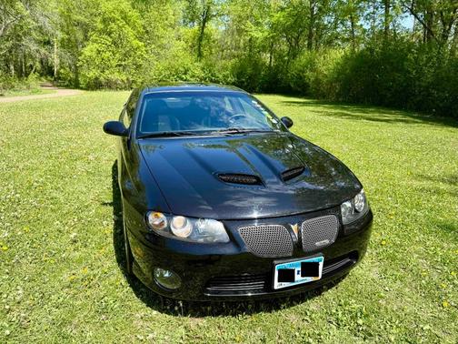 Black 2005 Pontiac GTO Base