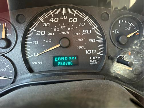 White 2006 Chevrolet Express 3500 Cargo