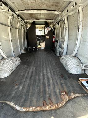 White 2006 Chevrolet Express 3500 Cargo