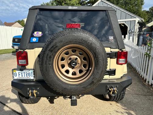 Beige 2012 Jeep Wrangler Sport