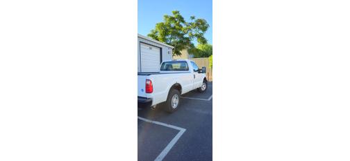White 2013 Ford F-250 XL