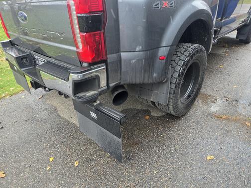 Gray 2025 Ford F-450 Lariat