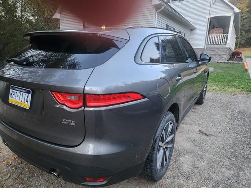 2019 Jaguar F-PACE 25t Prestige
