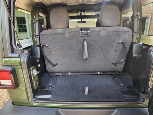 2020 Jeep Wrangler Sport