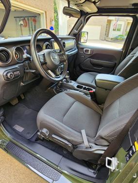 2020 Jeep Wrangler Sport