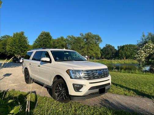 White 2019 Ford Expedition Max Limited