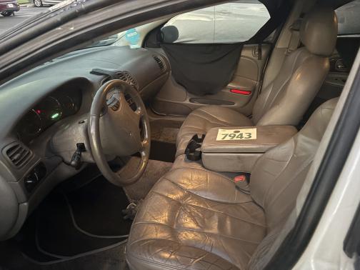 2004 Chrysler Concorde LXi