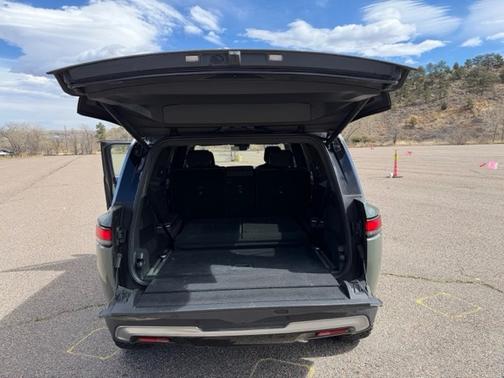 2022 Rivian R1S Launch Edition