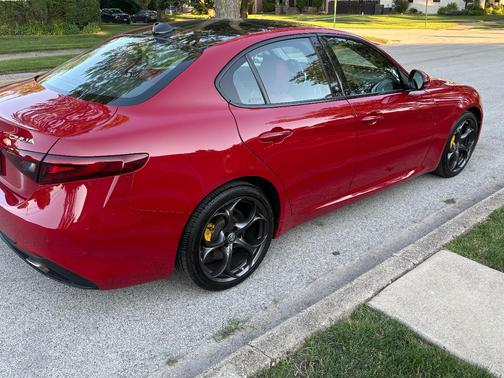 Red 2017 Alfa Romeo Giulia Ti