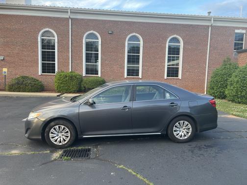 2013 Toyota Camry SE