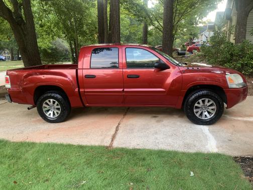 2008 Mitsubishi Raider LS Extended Cab