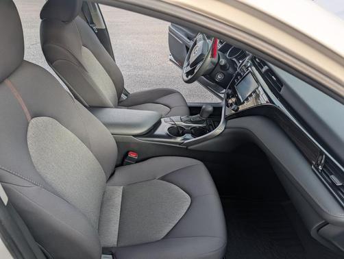 White 2020 Toyota Camry LE