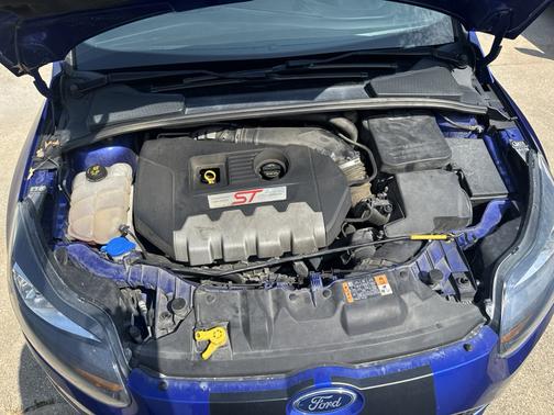 Blue 2014 Ford Focus ST Base