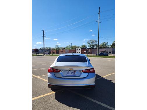Silver 2016 Chevrolet Malibu 1LT