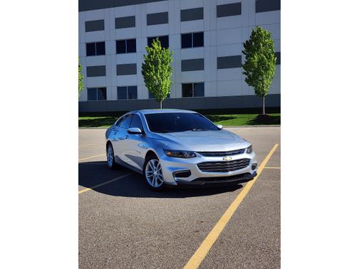 Silver 2016 Chevrolet Malibu 1LT