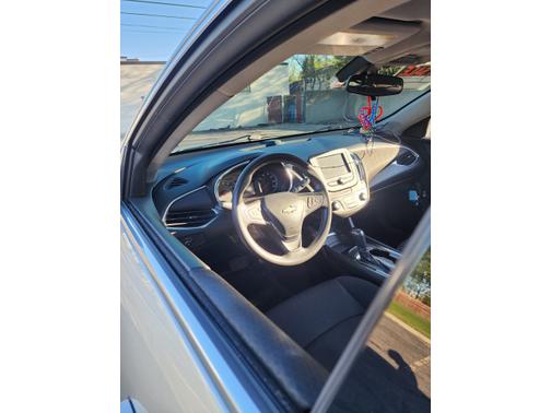 Silver 2016 Chevrolet Malibu 1LT
