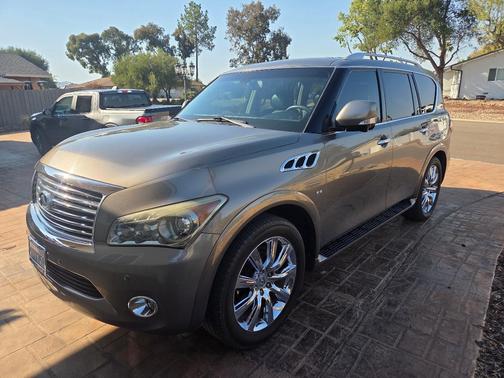 Silver 2014 INFINITI QX80 Base
