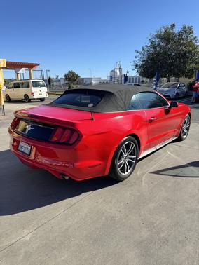 2016 Ford Mustang V6