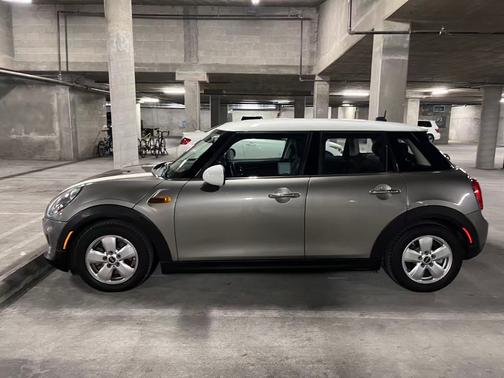 2017 MINI Hardtop Cooper