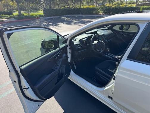 2018 Subaru Impreza 2.0i Sport